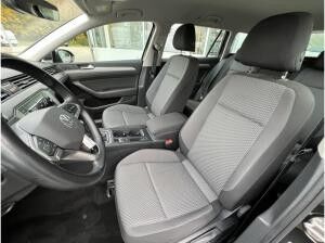 Volkswagen Passat Variant 2.0 TDI DSG+LED+SHZ+NAVI+RFK+ACC Volkswagen Passat Variant 2.0 TDI DSG+LED+SHZ+NAVI+RFK+ACC