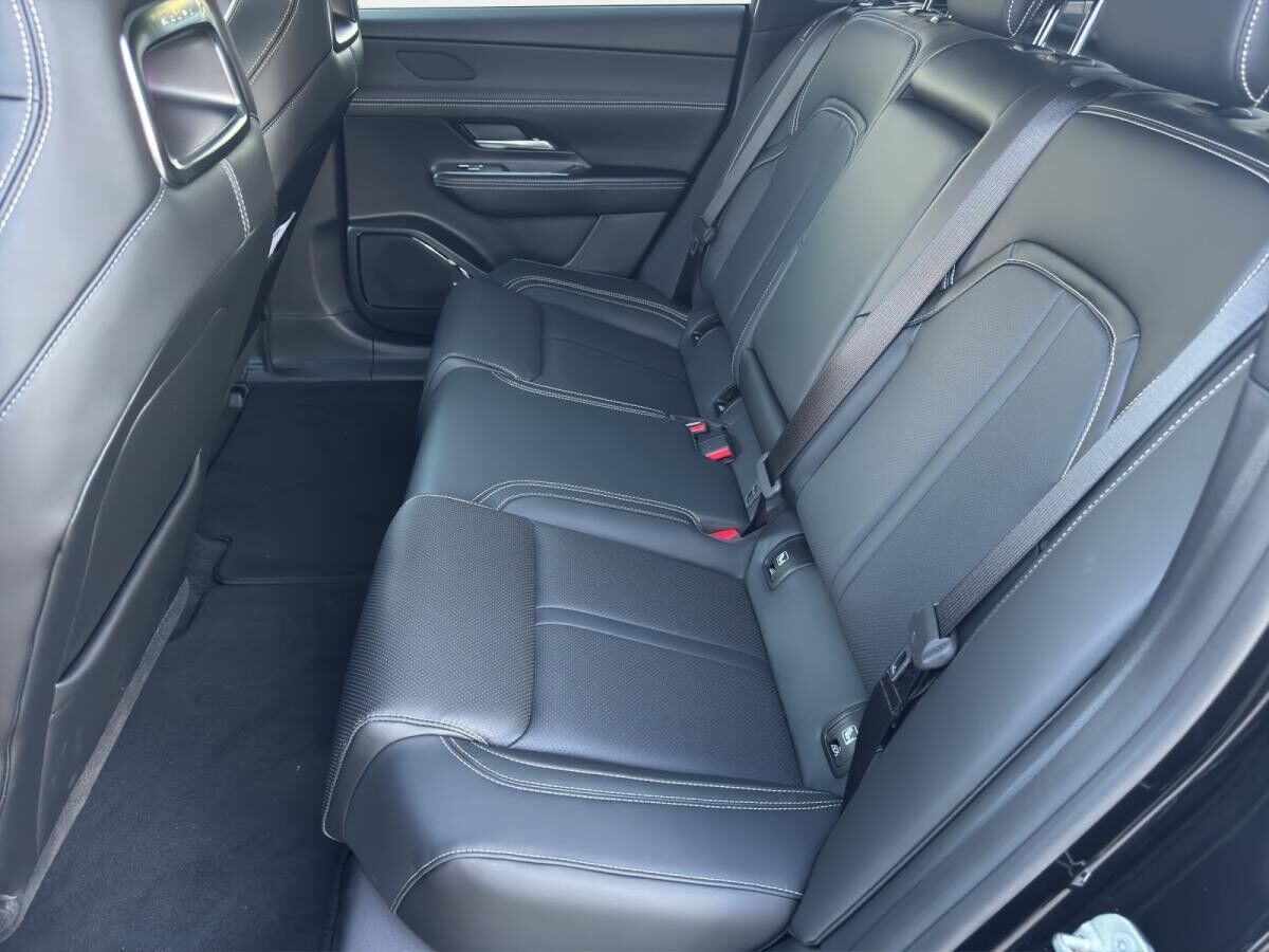 Mazda 6e Takumi 479 km* Reichweite+360°+Smartphone-Schlüssel+Am­bi­en­te­be­leuch­tung