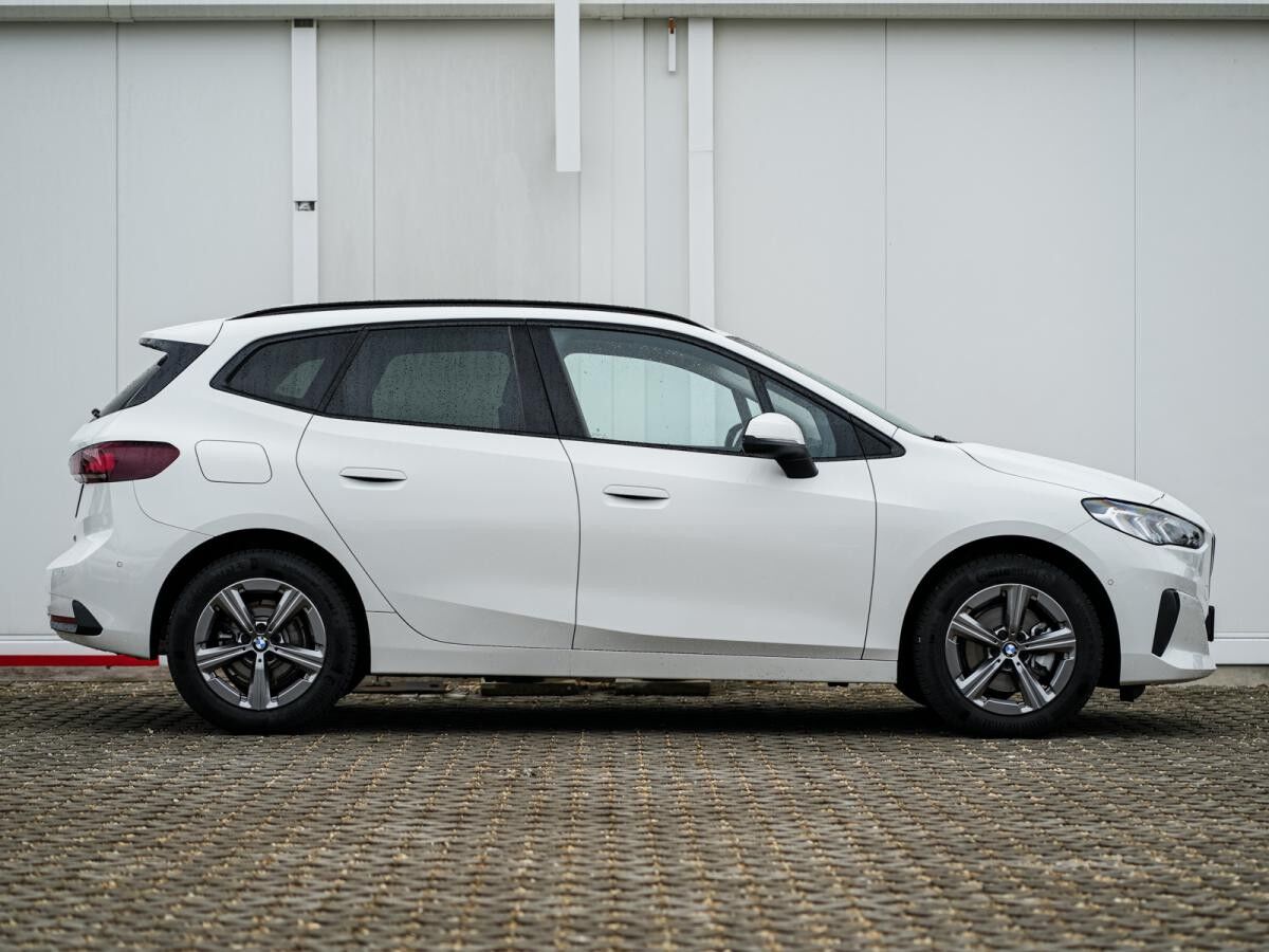 BMW 218 Active Tourer i Active Tourer GSD AHK LKH RFK 17" *MEHRERE FARBEN*