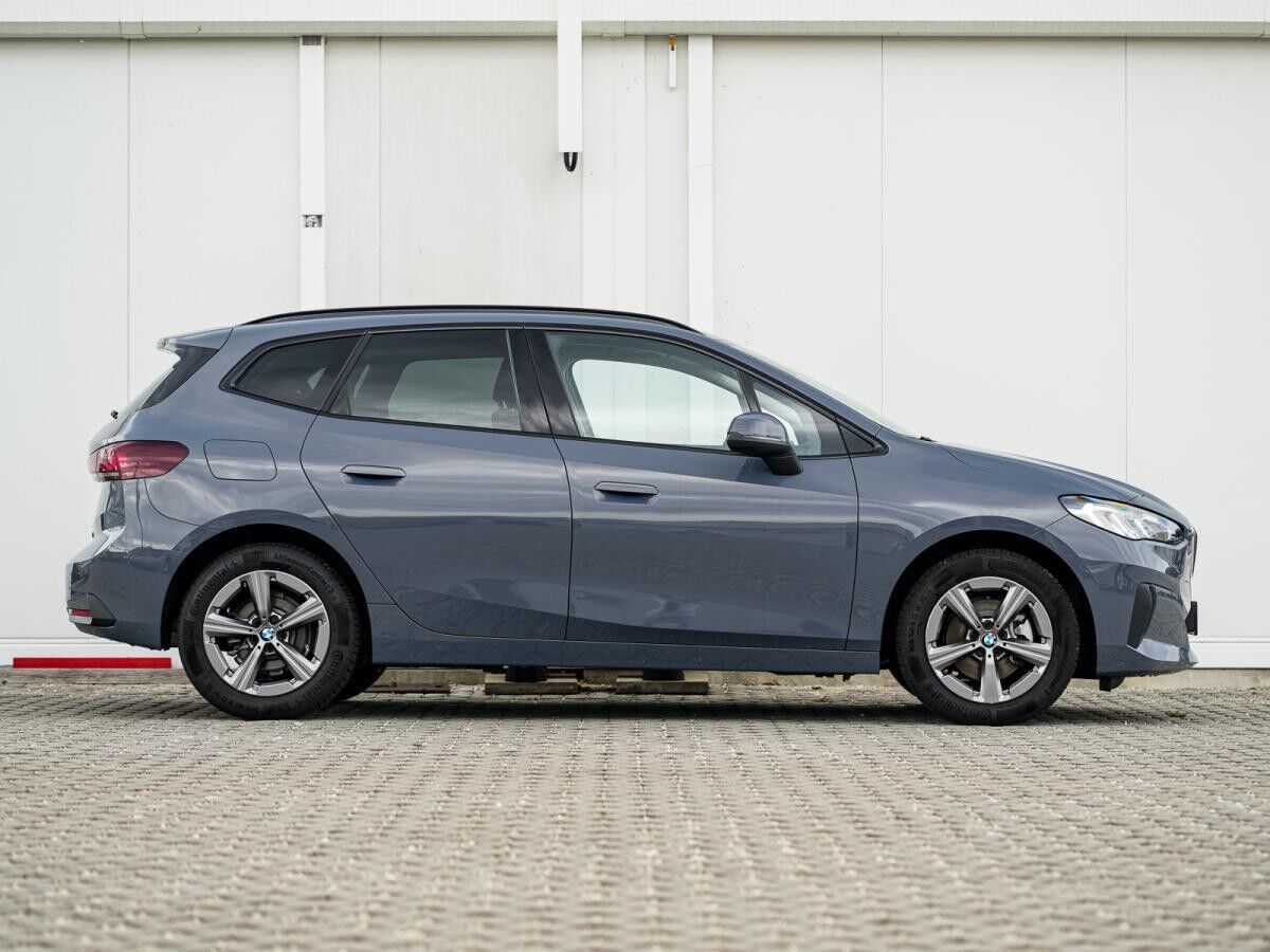 BMW 218 Active Tourer i Active Tourer GSD AHK LKH RFK 17" *MEHRERE FARBEN*