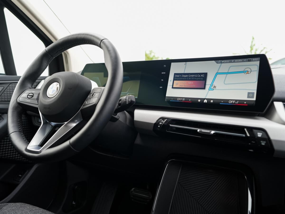 BMW 218 Active Tourer i Active Tourer GSD AHK LKH RFK 17" *MEHRERE FARBEN*