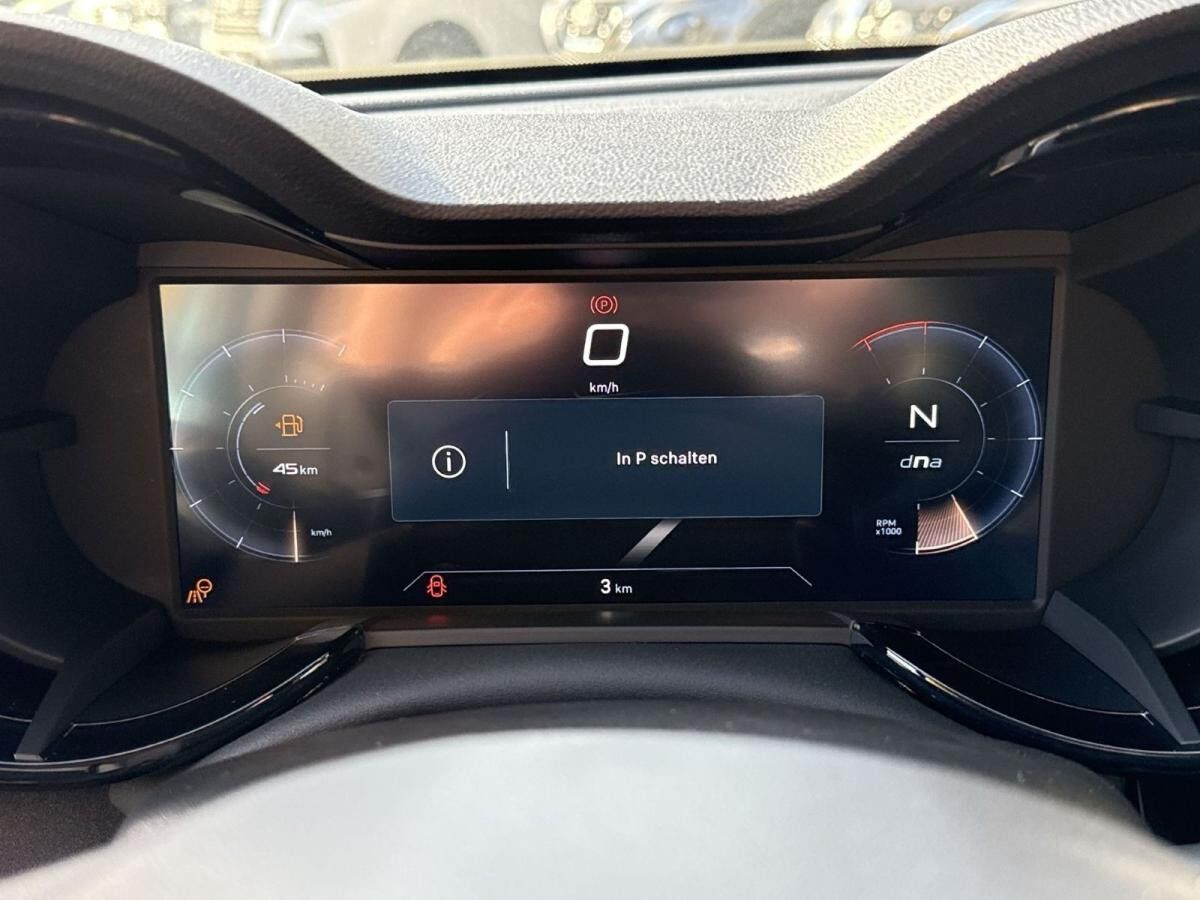 Alfa Romeo Junior 1.2 VGT Mild Hybrid Speciale +Tech-Paket