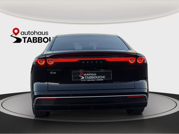 Mazda 6e Takumi 479 km* Reichweite+360°+Smartphone-Schlüssel+Am­bi­en­te­be­leuch­tung