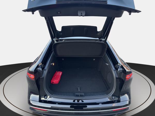 Mazda 6e Takumi 479 km* Reichweite+360°+Smartphone-Schlüssel+Am­bi­en­te­be­leuch­tung