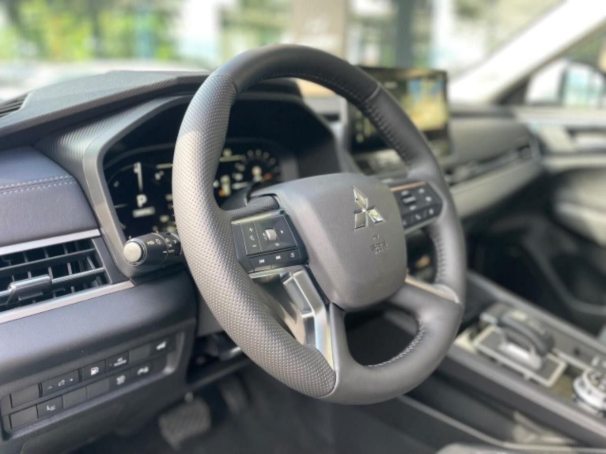 Mitsubishi Outlander PHEV Basis +++NUR GEWERBEKUNDEN+++