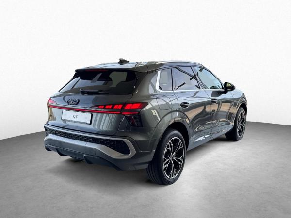 Audi Q3 e-hybrid S tr. *TECH PLUS*S LINE*LED*