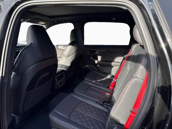 Audi Q7 S line business TDI qu tiptr *7-Sitze*AHK*