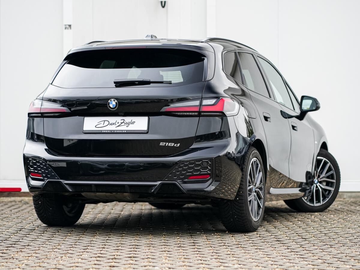 BMW 218 Active Tourer d Active Tourer M-Sport AHK AdLED PANO KoZg