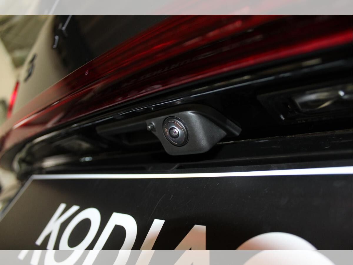 Skoda Kodiaq Sportline 2,0 TDI 142 kW 7-Gang-DSG 4x4 7 Sitzer