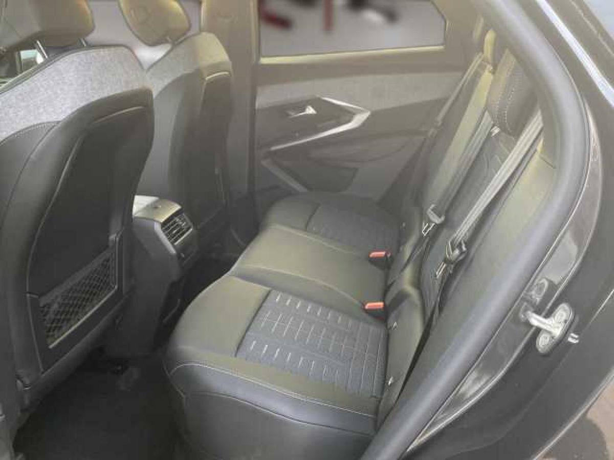 Peugeot 3008 GT Hybrid +AHK+Winter-Paket+