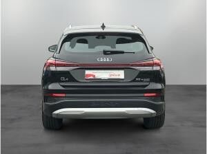 Audi Q4 e-tron advanced 55 quattro / MMI-Navi+, LED