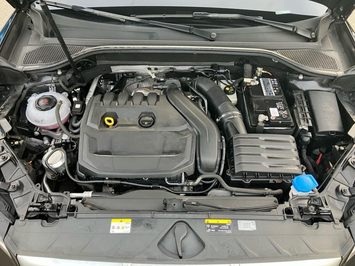 Audi Q2 35 TFSI S-tronic / MMI-Navi+, LED, RFK, SHZ