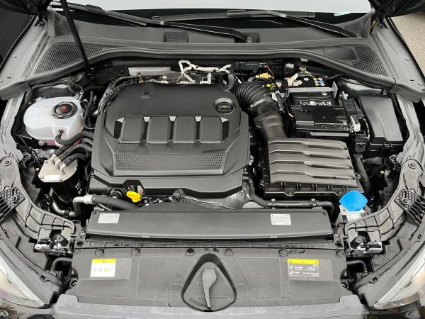 Audi A3 Limousine advanced 35TDI S-tronic / Navi, RFK