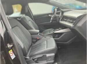 Audi Q4 e-tron advanced 55 quattro / MMI-Navi+, LED