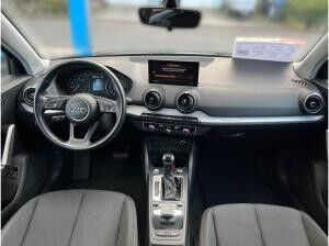 Audi Q2 35 TFSI S-tronic / MMI-Navi+, LED, RFK, ACC