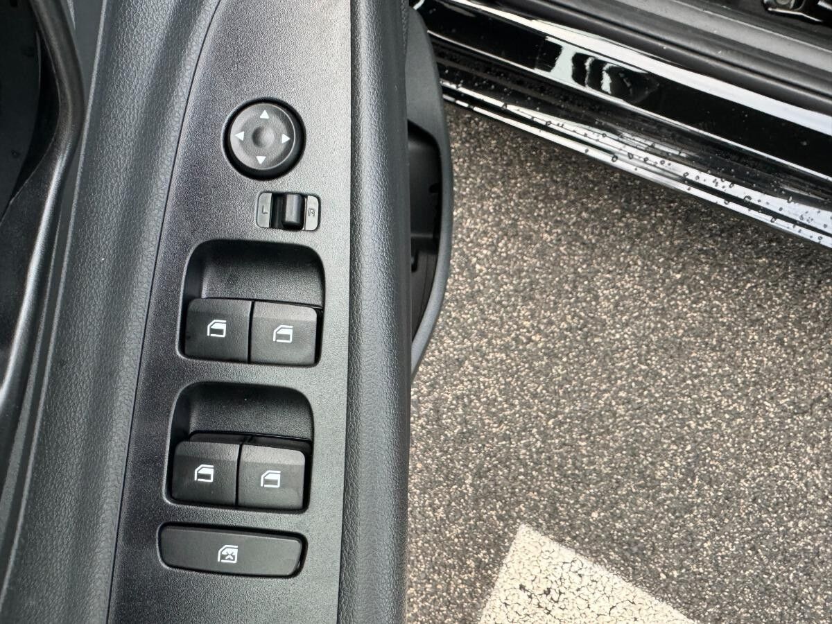 Hyundai i20 Select *FLA*SpurH*Navi*PDC*RFK*