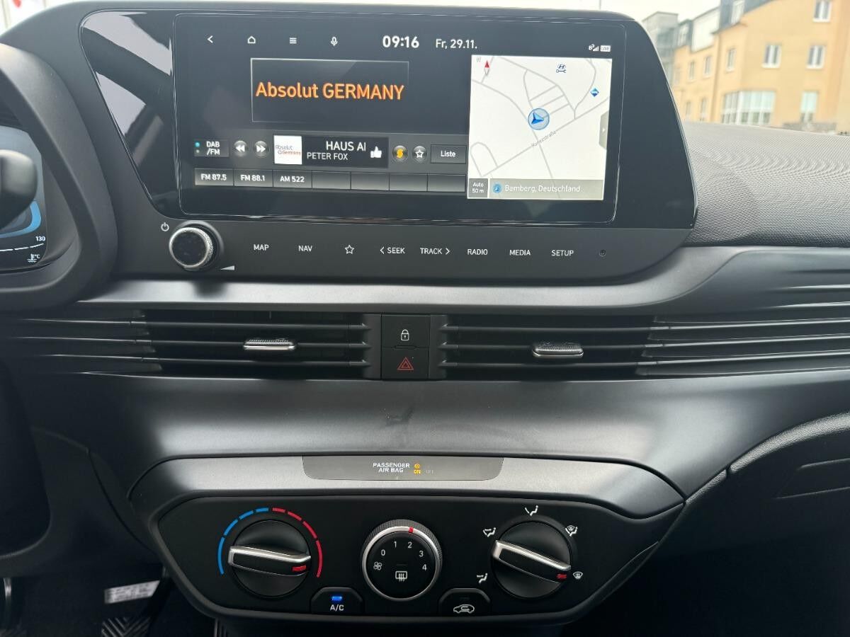 Hyundai i20 Select *FLA*SpurH*Navi*PDC*RFK*