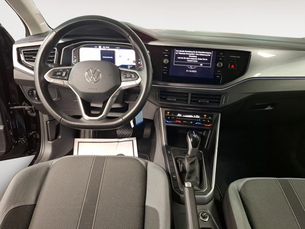 Volkswagen Polo VI 1.0 TSI Style Matrix Climatr. ACC Navi LM