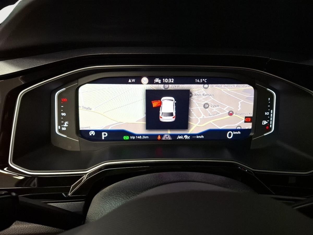 Volkswagen Polo VI 1.0 TSI Style Matrix Climatr. ACC Navi LM