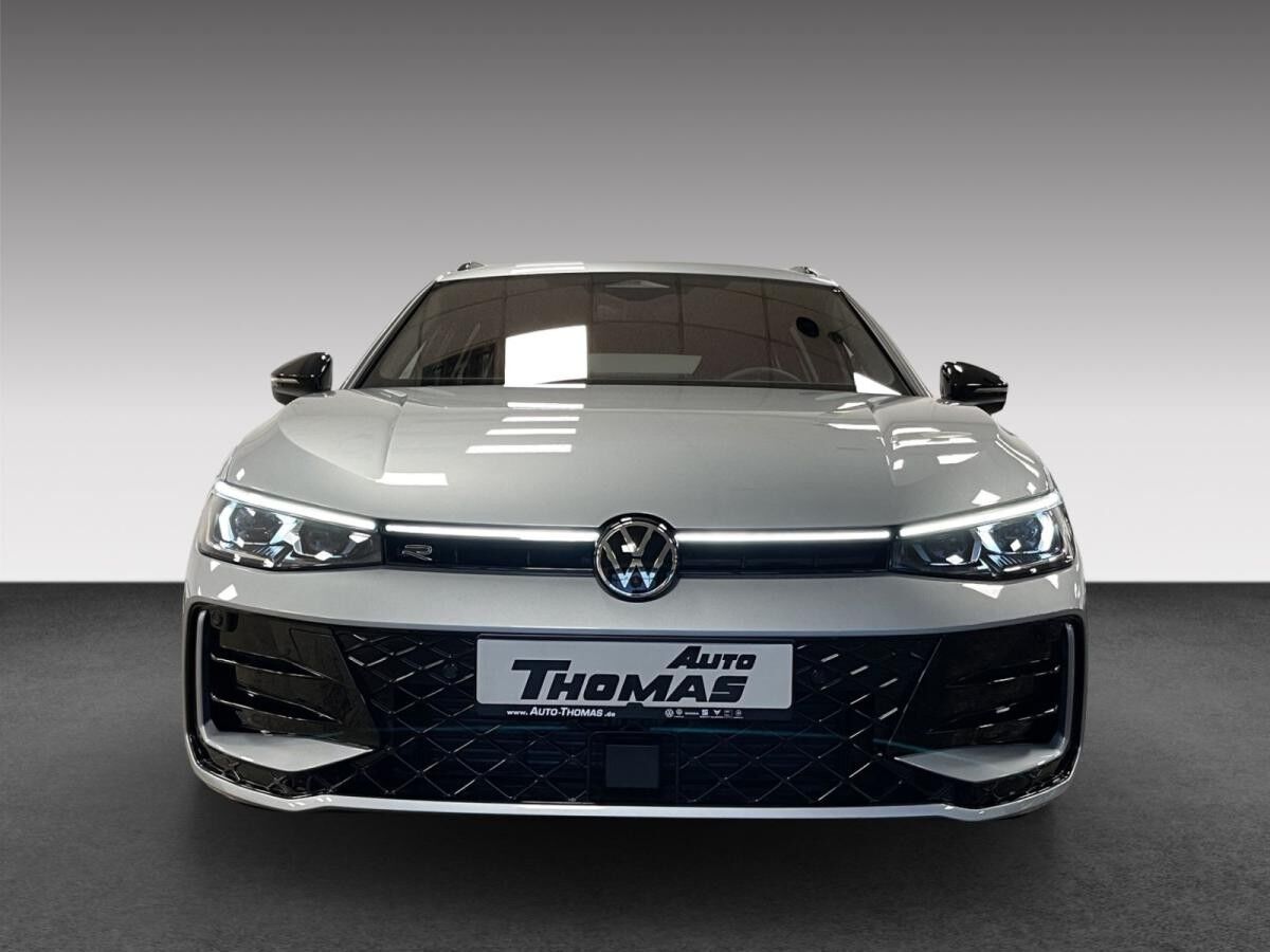 Volkswagen Passat Variant 2.0 TDI DSG R-Line Black Style AHK