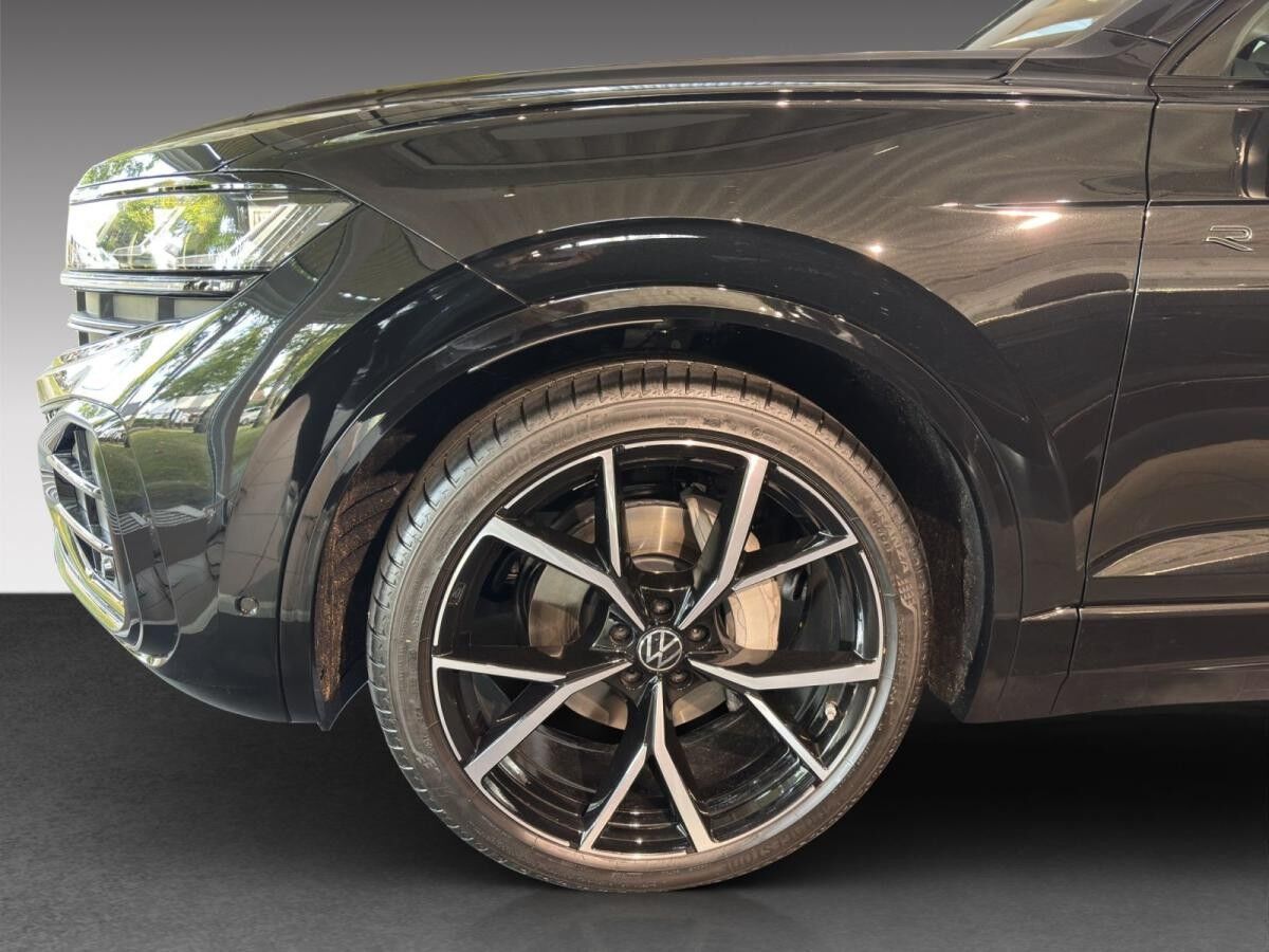 Volkswagen Touareg 3.0 TDI 4Motion R-Line AHK Pano