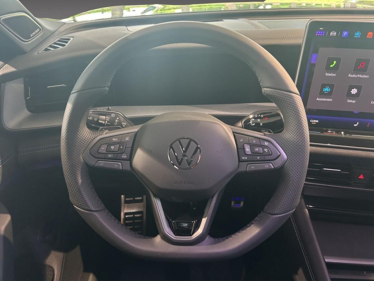 Volkswagen Tayron 2.0 TDI DSG R-Line AHK Pano Black-Style