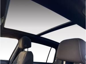 Volkswagen Touran 1.5 TSI DSG Highline 7-Sitzer AHK Pano