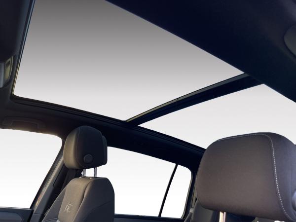 Volkswagen Touran 1.5 TSI DSG Highline 7-Sitzer AHK Pano