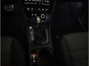 Volkswagen Touran 1.5 TSI DSG Highline 7-Sitzer AHK Pano