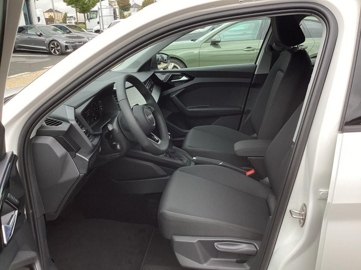 Audi A1 Sportback advanced 25 TFSI S-Tronic, inkl. Winterräder, Ambiente Plus, Smartphone Interface, SH, PDC