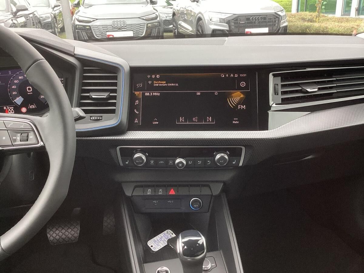 Audi A1 Sportback advanced 25 TFSI S-Tronic, inkl. Winterräder, Ambiente Plus, Smartphone Interface, SH, PDC