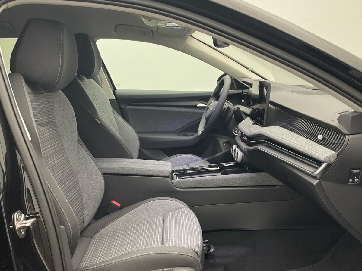 Skoda Superb Combi Selection 1.5 TSI 204PS iV *SOFORT VERFÜGBAR* Skoda Superb Combi Selection 1.5 TSI 204PS iV *SOFORT VERFÜGBAR*