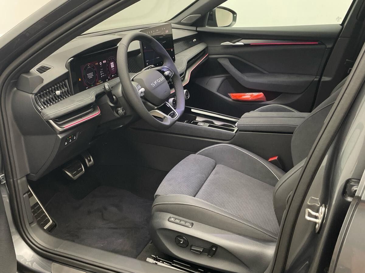 Skoda Superb Combi Sportline 1.5 TSI 204PS iV *SOFORT VERFÜGBAR*