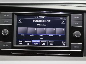 Volkswagen T6.1 Kombi L1H1 DSG/ 9-Sitze, Klima vo & hi, AHK