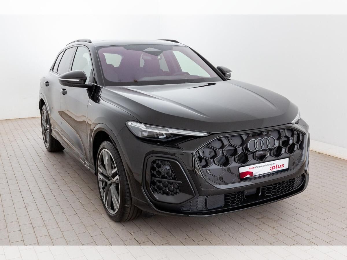 Audi Q5 TDI quattro S tronic Audi Q5 TDI quattro S tronic