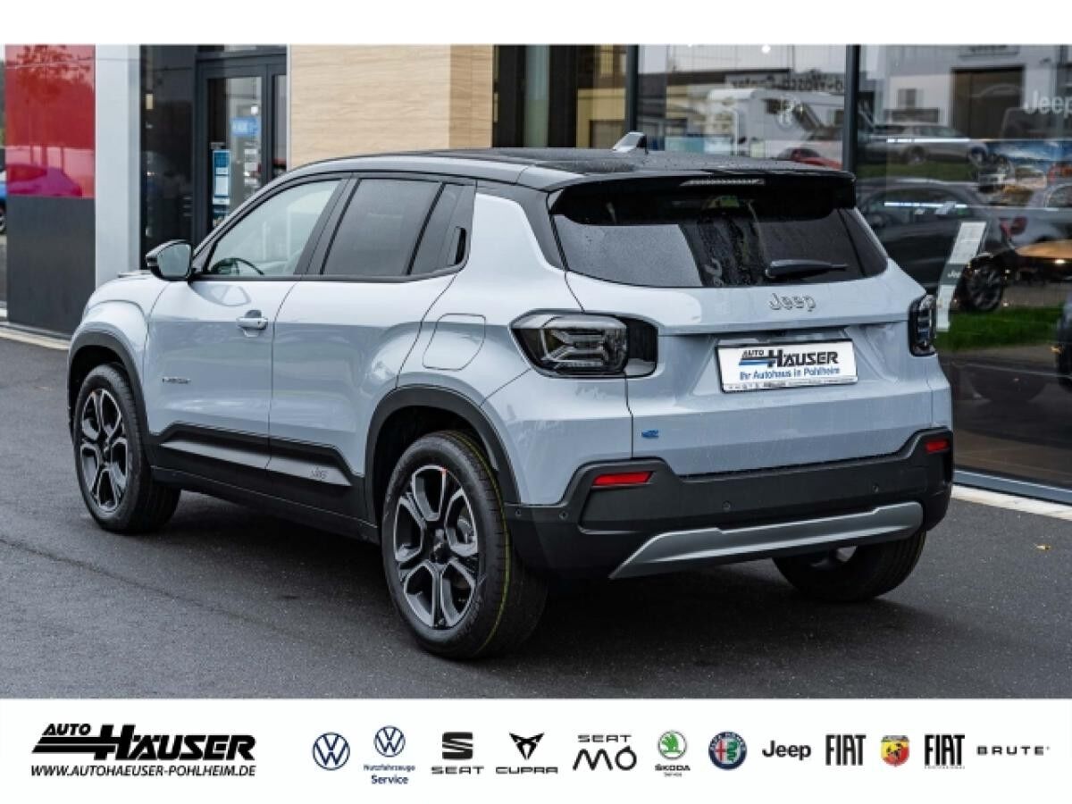 Jeep Avenger Elektro BEV MY25 Summit WÄRMEPUMPE PANO EL. HECKKL. NAVI
