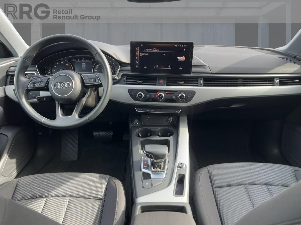 Audi A4 35 2.0 TFSI Avant advanced Audi A4 35 2.0 TFSI Avant advanced