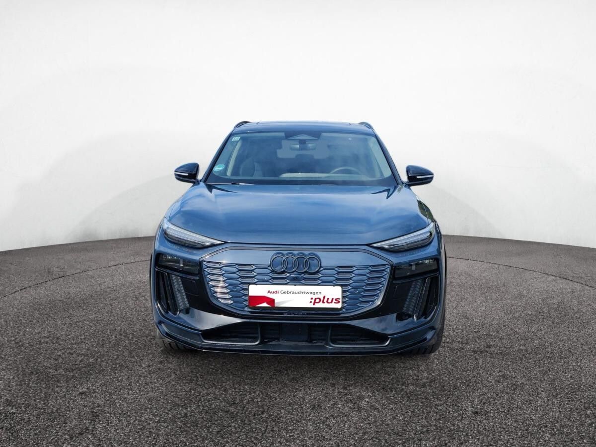 Audi Q6 e-tron performance S Line TechPro Pano B&O Audi Q6 e-tron performance S Line TechPro Pano B&O