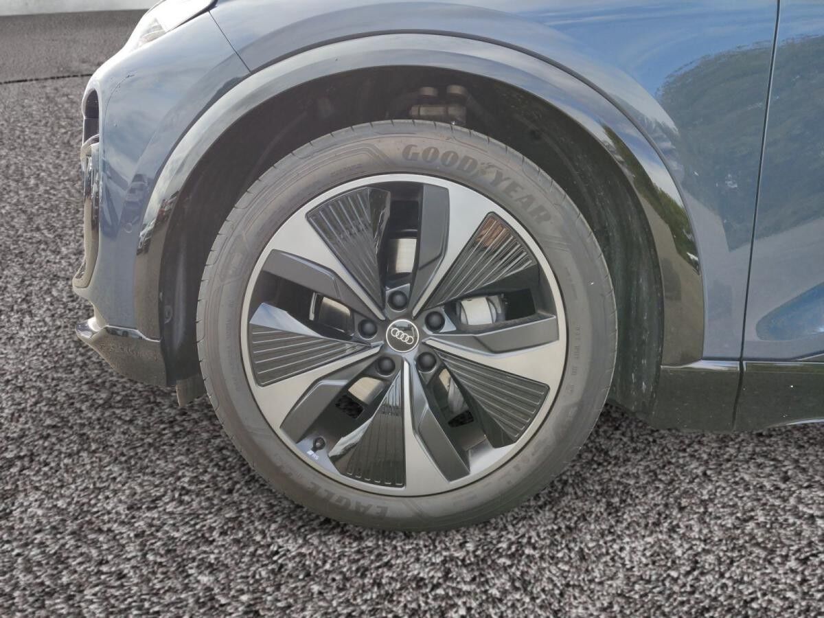 Audi Q6 e-tron performance S Line TechPro Pano B&O Audi Q6 e-tron performance S Line TechPro Pano B&O