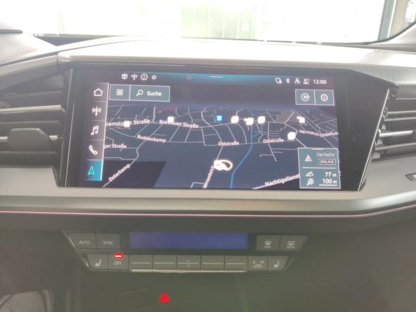 Audi Q4 e-tron 45 77 kWh Kamera AHK Sportsitze