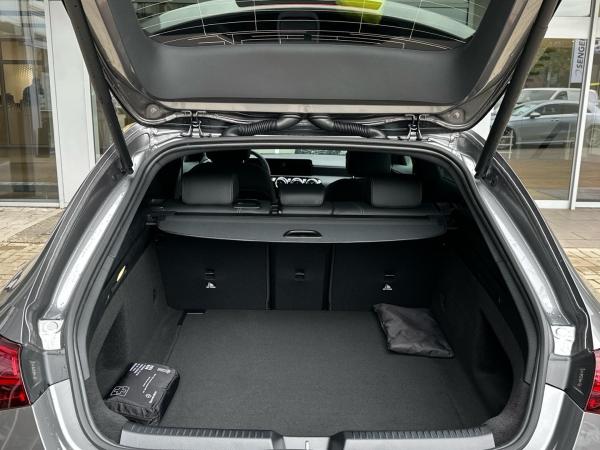 Mercedes-Benz CLA 200 d SB Progressive Multibeam Pano AHK 360°