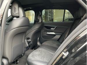 Mercedes-Benz E 450 d 4M T AMG DigitalLight Distronic Pano AHK