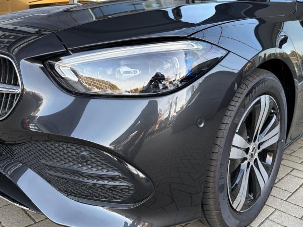 Mercedes-Benz C 200 T Avantgarde Digital-Light Ambiente AHK