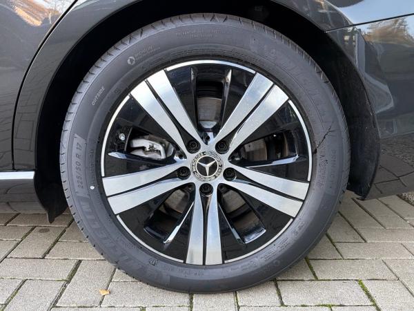 Mercedes-Benz C 200 T Avantgarde Digital-Light Ambiente AHK