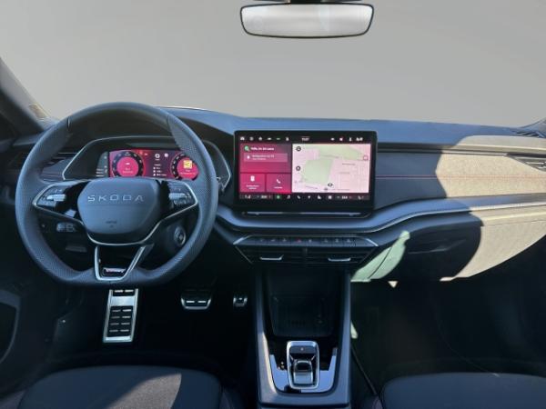 Skoda Octavia Combi 2.0 TSI 195 kW RS, AHK, Panorama-Schiebedach elektrisch
