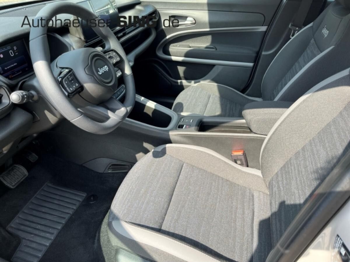 Jeep Avenger Longitude Automatik MHEV LED SHZ Keyless