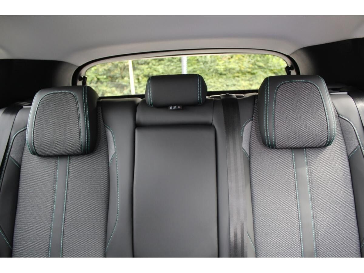 Peugeot 308 Allure PureTech 130 6Gang Schaltgetriebe