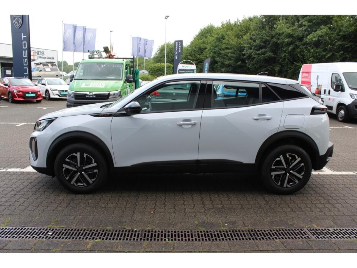 Peugeot 2008 STYLE PureTech 100 *Ganzjahresreifen*