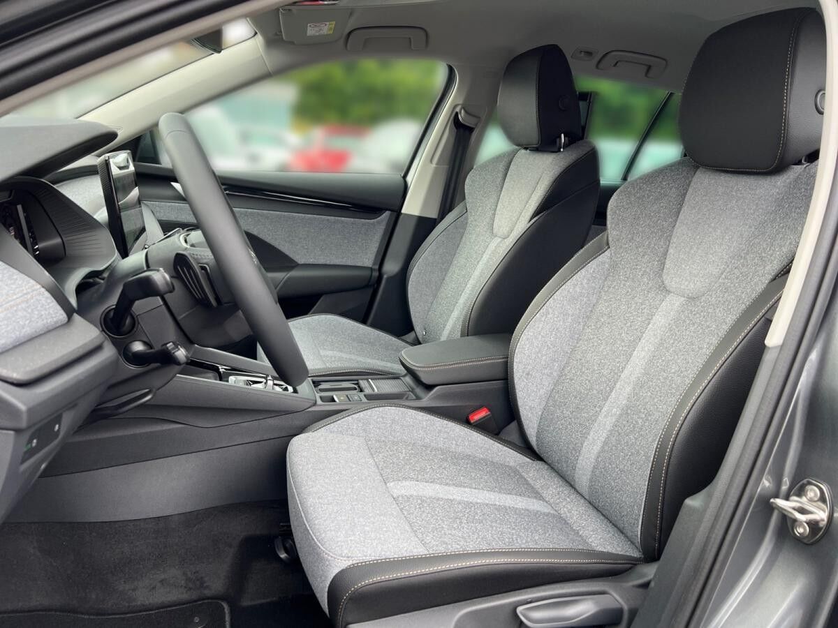 Skoda Octavia Combi Tour TDI DSG *NAVI*AHK*RFK*