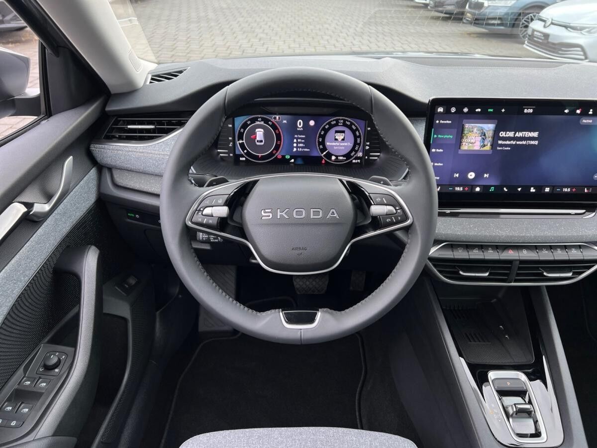 Skoda Octavia Combi Tour TDI DSG *NAVI*AHK*RFK*